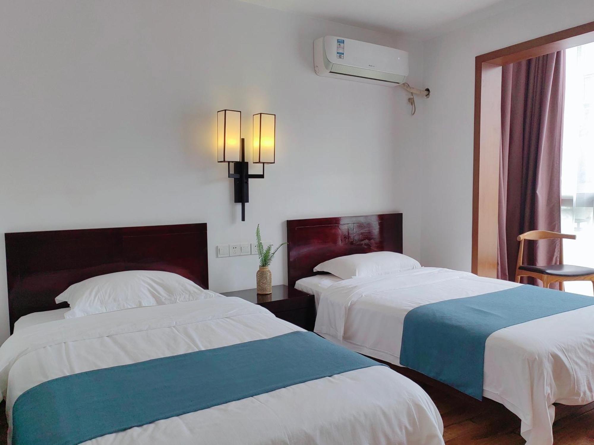 Serene Vale Inn Guilin-Free One Way Pick Up Service To High-Speed Railway Station For 2 Nights Buitenkant foto