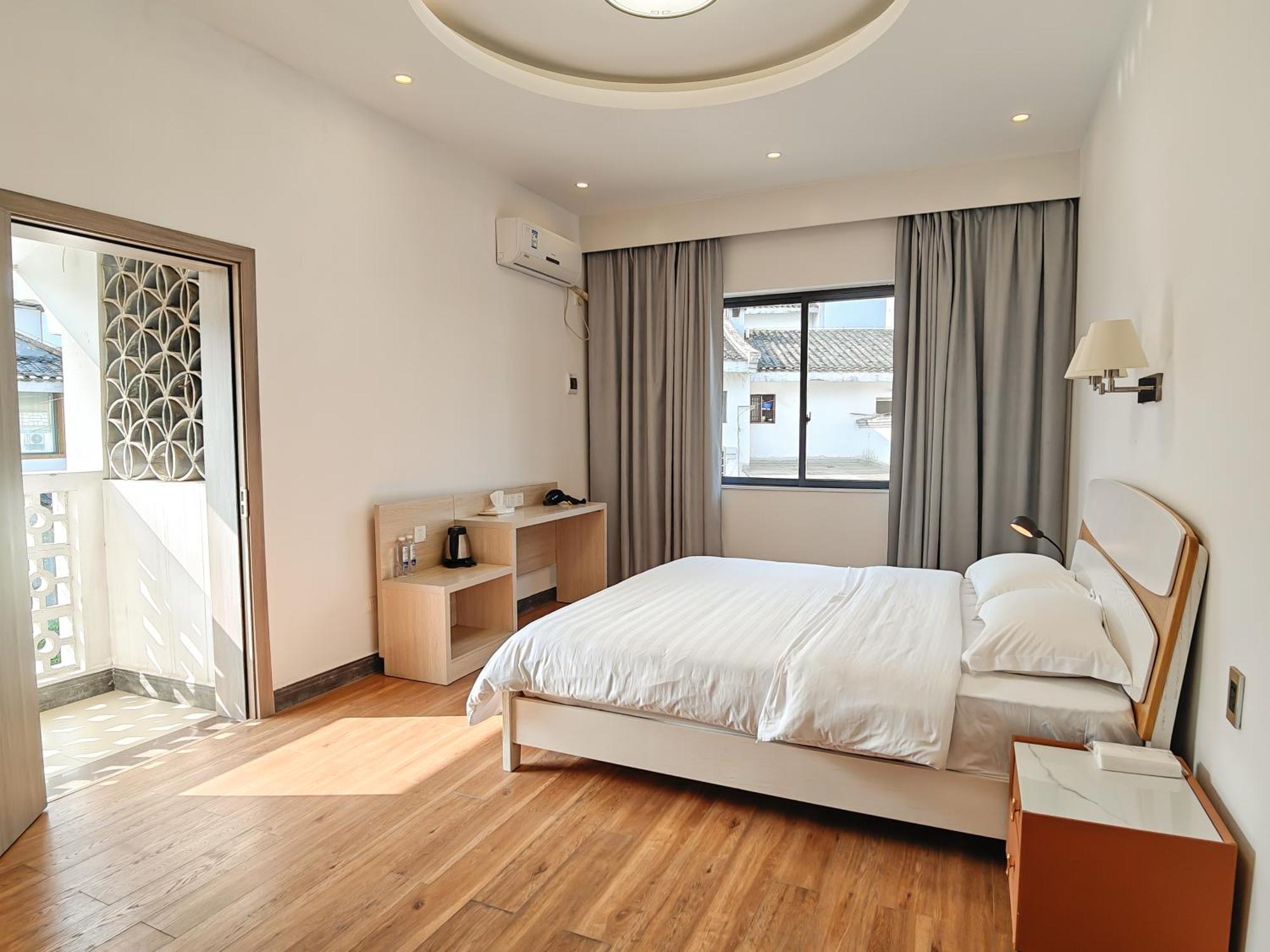 Serene Vale Inn Guilin-Free One Way Pick Up Service To High-Speed Railway Station For 2 Nights Buitenkant foto