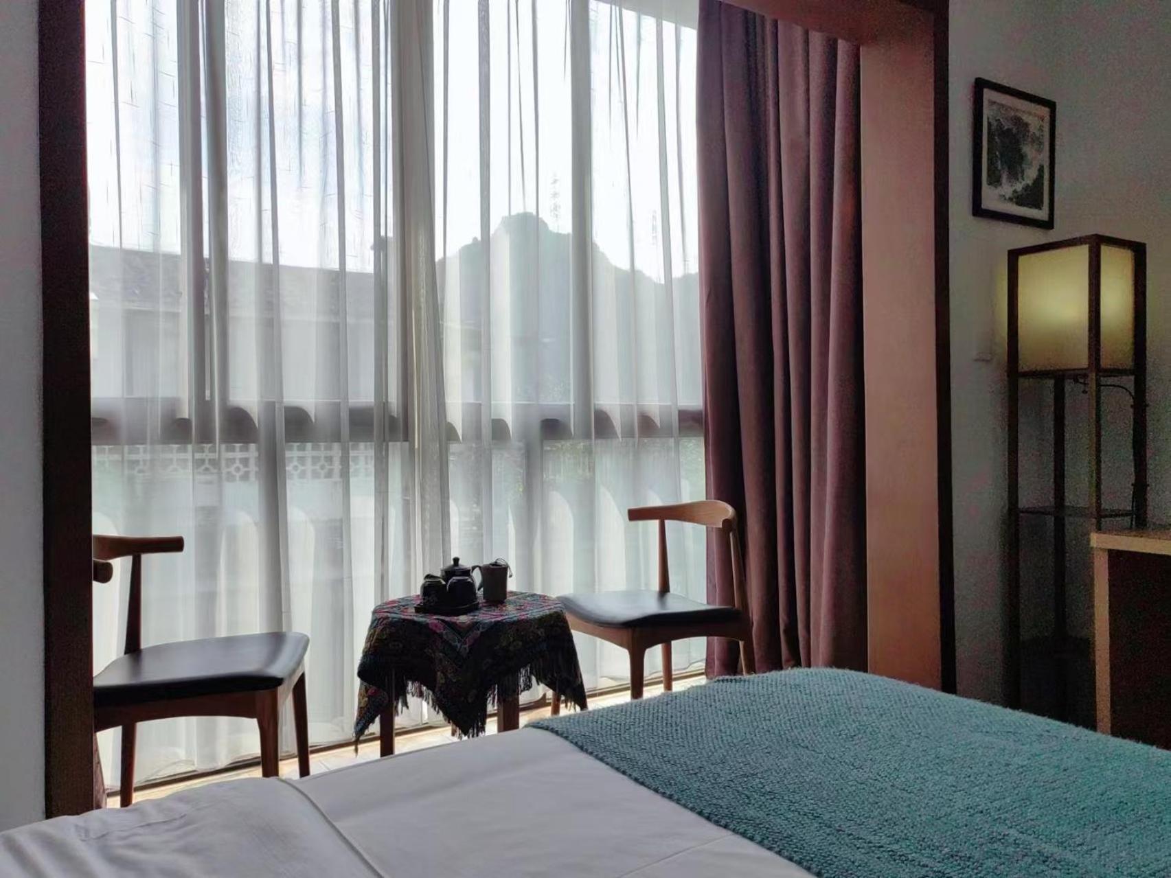 Serene Vale Inn Guilin-Free One Way Pick Up Service To High-Speed Railway Station For 2 Nights Buitenkant foto