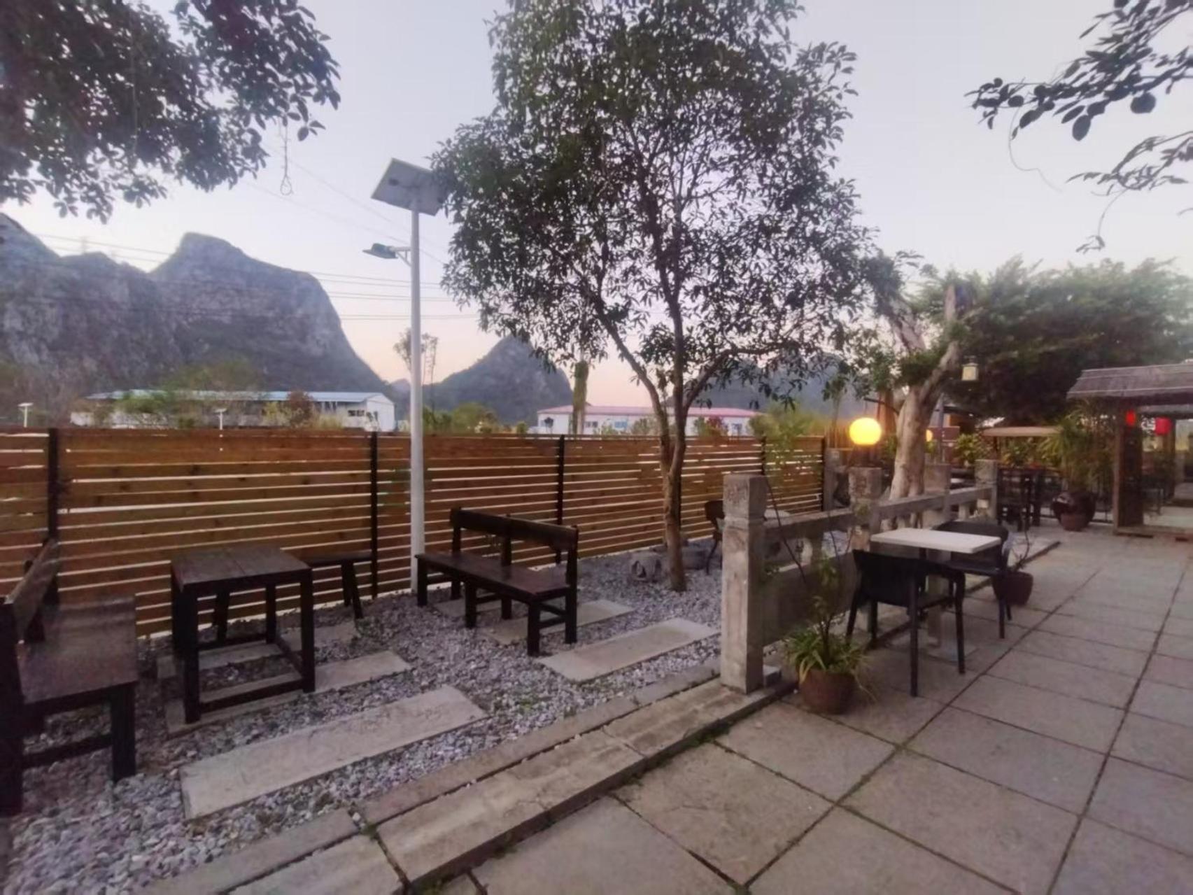 Serene Vale Inn Guilin-Free One Way Pick Up Service To High-Speed Railway Station For 2 Nights Buitenkant foto