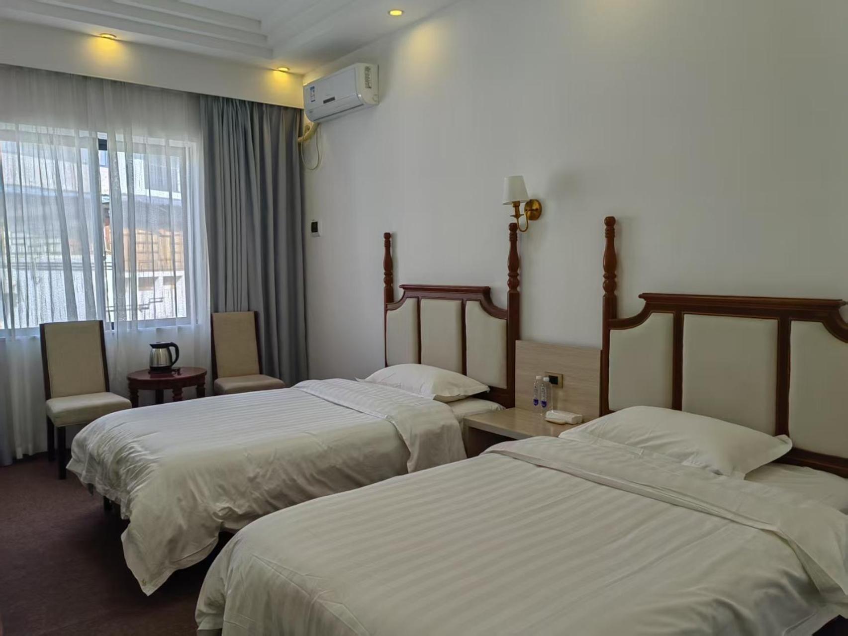 Serene Vale Inn Guilin-Free One Way Pick Up Service To High-Speed Railway Station For 2 Nights Kamer foto